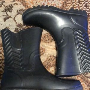 Speedy thick rubber boots worn once sz 8M